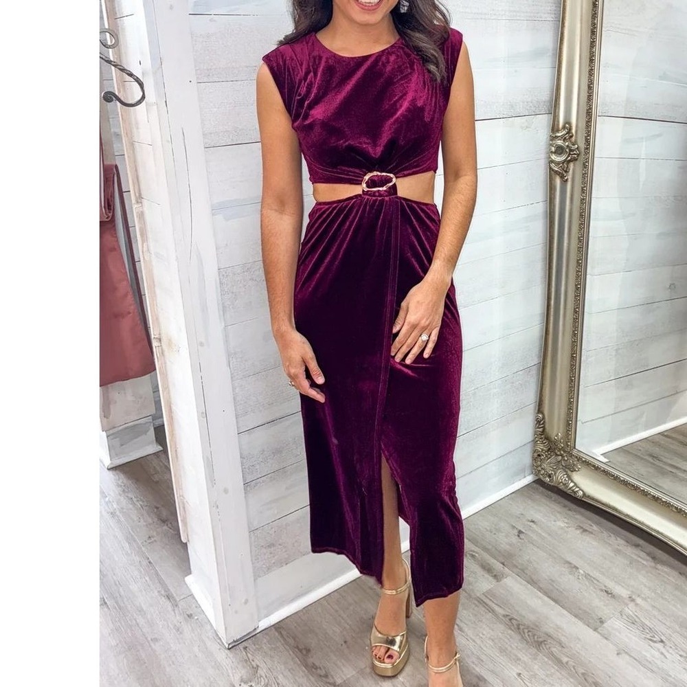 D.ARK Dress Velvet Cutout Burgundy Gold Hardware Midi M NWOT Aesthetic - Picture 12 of 12